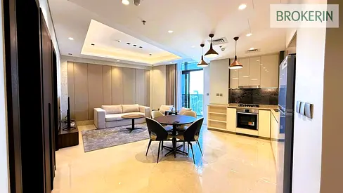 Luxury Living | High Floor Unit | Near Downtown