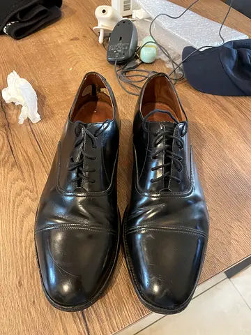 Charles Tyrwhitt black leather Oxford shoes