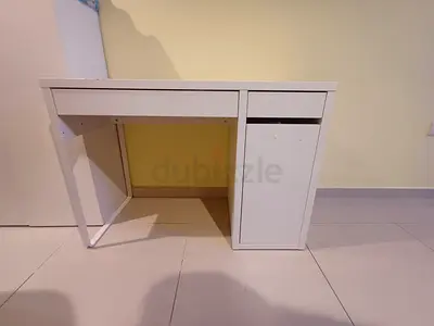White Wooden Study/Computer Desk with Drawer and Cabinet