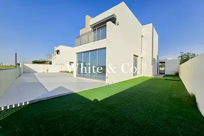 Large plot | Panoramic Golf Views | VOT