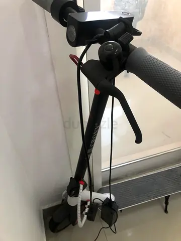Lightly used adult electric kick scooter – folds, front and rear brakes