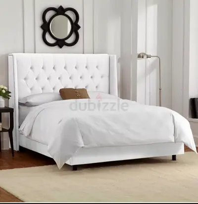 Modern Designer Bed – Brand New Queen Size with Mattress