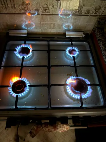 Used 4-Burner Gas Hob / Built-in Stove - Working Condition