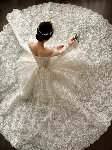 Luxury bridal wedding dress – never worn