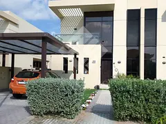 3BR + Maid End Unit Villa | Golf Community