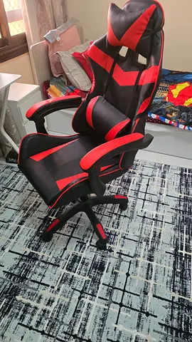 Black  Red Ergonomic Gaming Office Chair - Good Condition