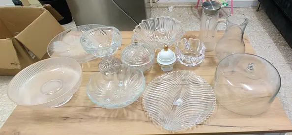 Crockery items
