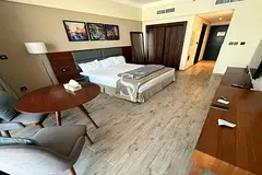 Near Mall | Furnished | High Floor | Near Exit