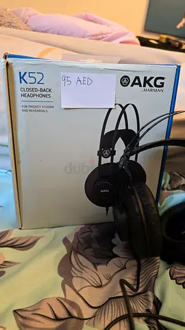 AKG K52 (Closed-Back Studio Headphones) - Good Condition