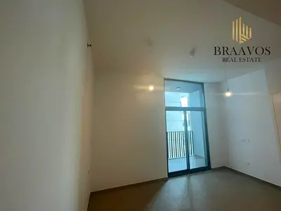 WITH KITCHEN APPLIANCES | BIG STUDIO
