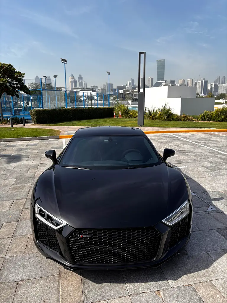 Audi R8 2023 — photo 1 of 13