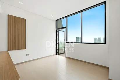 High Floor | Marina Skyline Views | Near Exit