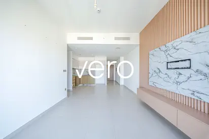 Vacant | Huge Layout | Downtown Views