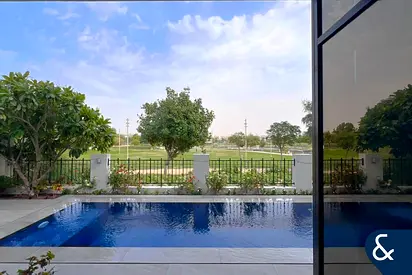 Fully Upgraded | Park Backing | Private Pool