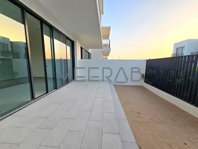 | SINGLE ROW | NEAR POOL | READY TO MOVE |