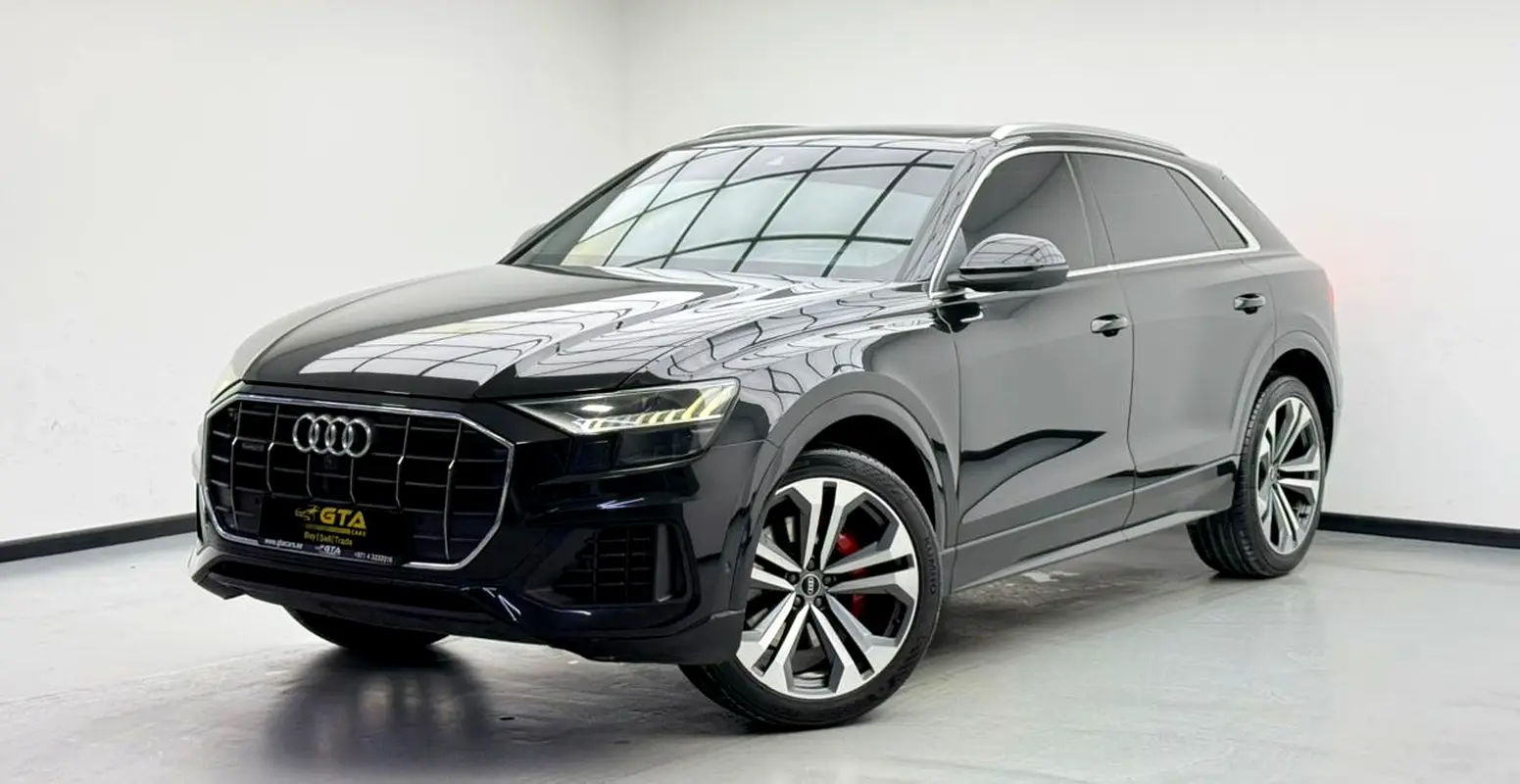 Audi Q8 2023 — photo 1 of 17