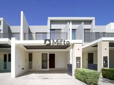 2.5% Commission | Single Row | Near Amenities