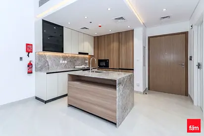 Pool View | Brand New | Fitted Kitchen