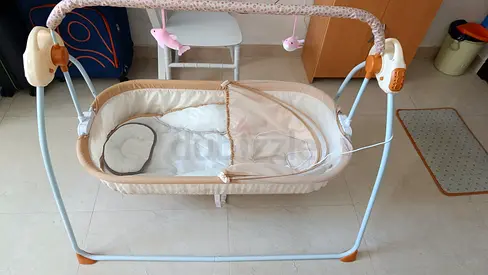 Baby Automatic Cradle/ Swing