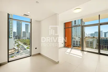 Park View | Ready to Move in | Corner Unit