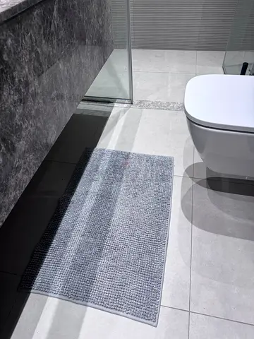 Soft Grey Bath Mat / Small Bathroom Rug - Excellent Condition