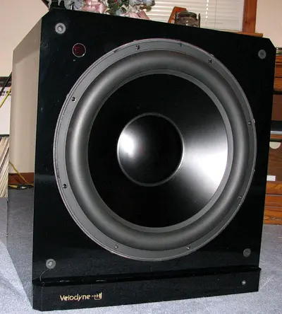 Velodyne 18” HGS-18 THX Ultra 2 3000 watts Monster