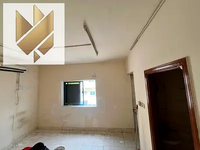 استوديو للإيجار في موقع حيوي قريب من منطقة المدارس و الخدمات