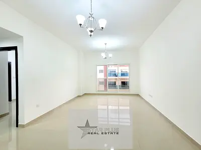 VERY SPACIOUS 2 BEDROOM APARTMENT AT THE MAIN LOCATION READY TO MOVE.