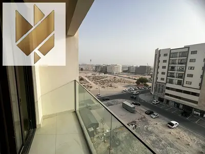 للايجار غرفتين وصاله | موقع استراتيجي وحيوي | تصميم عصري | تشطيب ممتاز | اطلاله جذابه | مساحه واسعه | باركينج ومسبح | تسهيلات دفعات | قرب الخدمات |