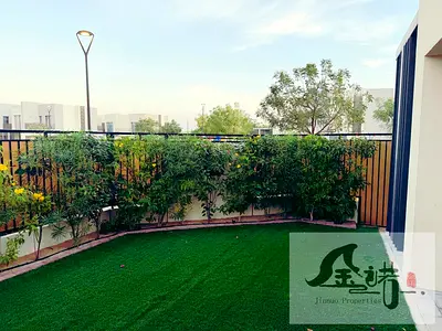 مطلة على الحديقة | زاوية | صف فردي | فيلا فاخرة رقم