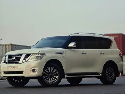 Nissan Patrol LE Platinum 2016 GCC Specs Low Milage  1st Owner