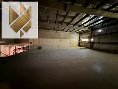 Large warehouse in Industrial Area 17, 8,000 sq. ft. with spacious mezzanine, ready to operate at a