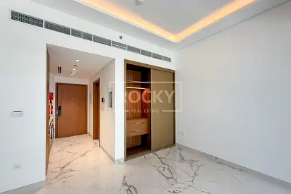 Great Deal | Brand New | Mid Floor
