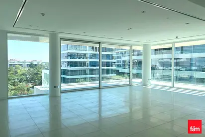 Fully Furnished | Fitted Kitchen | High Finish