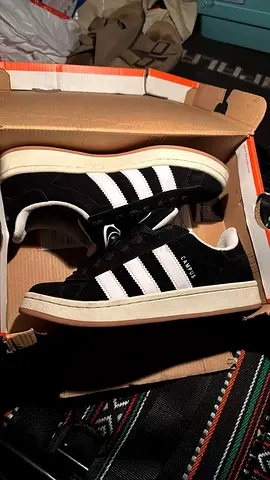 Black Adidas Campus Sneakers - Size 43, Gently Used