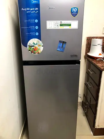 Midea Top Freezer Refrigerator - 2-Door, Silver