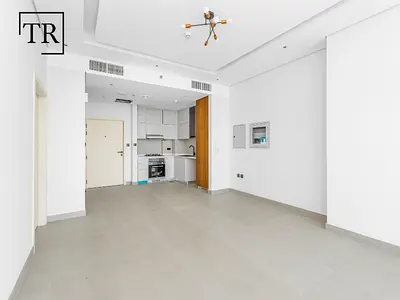 Brand New Unit |Smart Investment| Modern Finishes