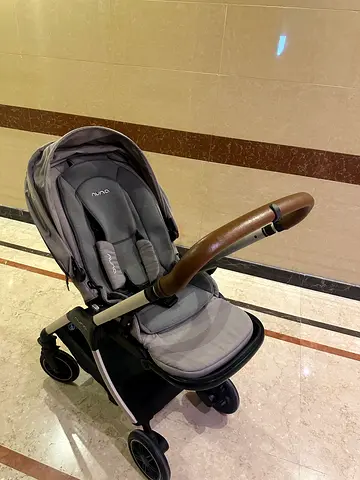 Nuna triv stroller in very good condition