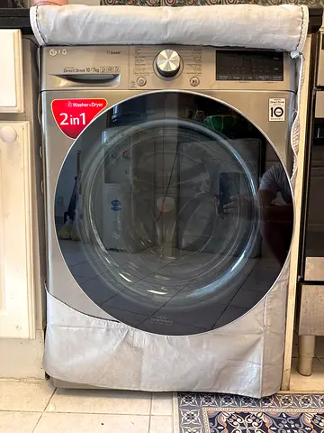 LG 2-in-1 Front Load Washer Dryer (Silver) - Good Condition