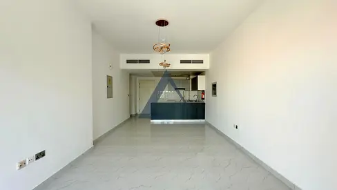 Maids room | Low floor | spacious layout