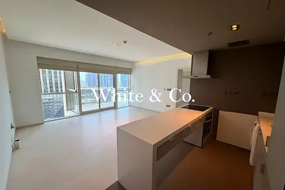 Chiller Free | Close To Metro | Modern