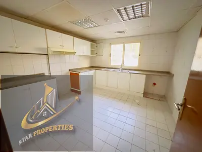 G00D HOT OFFER NICE 2BHK WITH BALCONY IN 36K NEAR TO FAMILY PARK FULL FAMILY BUILDING