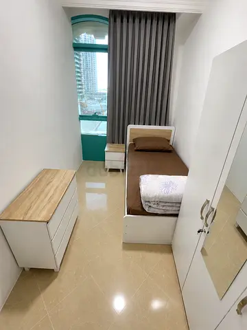 Cozy room in prime location