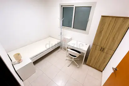 Cozy maid room in prime location