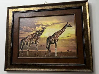 Framed Giraffe Artwork - Textured Canvas in Ornate Frame