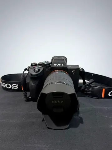 Sony A7 IV  Mirrorless Camera Excellent condition