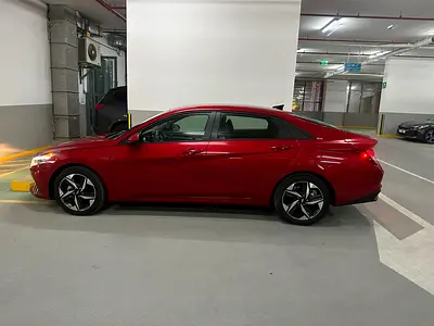 2023 Hyundai Elantra Smart - American Specs - Low Mileage