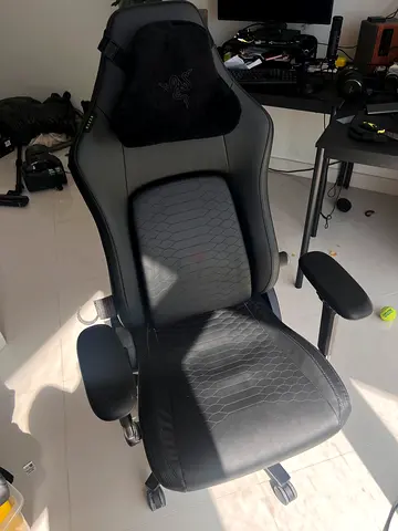 Used Razer Gaming/Office Chair - Black Ergonomic Recliner