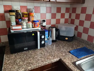 Black  Decker Micro wave in good working condition
