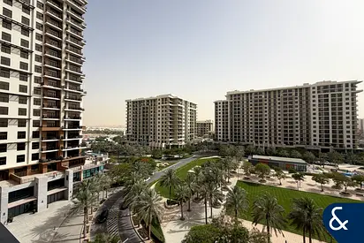 Park view | Vacant soon | Natural lighting
